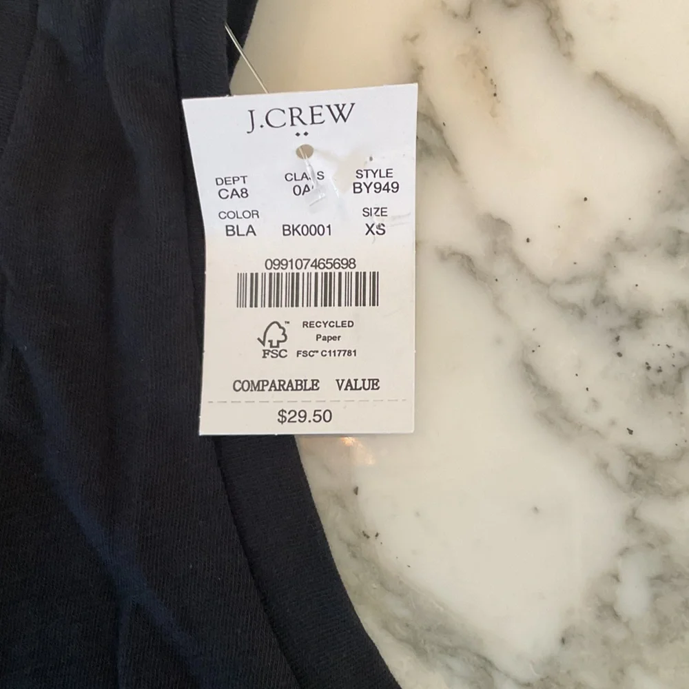 NWT J. Crew cotton slub tank Sz XS. Small Hole from sensor in back.